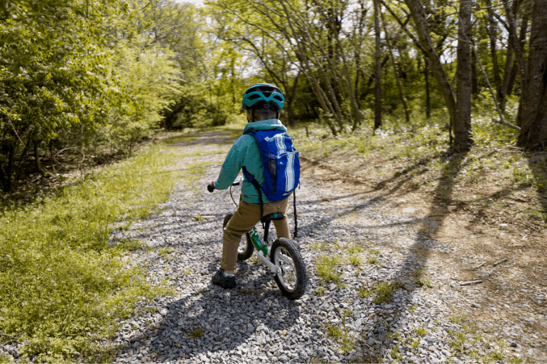 Camelbak Mini MULE Review - The BEST Hydration Pack for Kids!